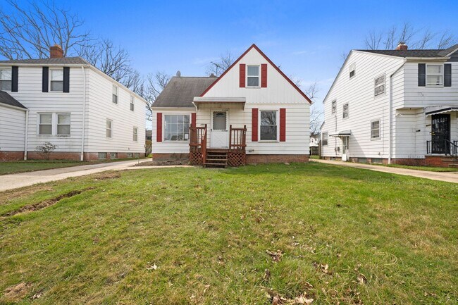 Primary Photo - 26950 Mallard Ave