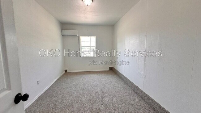 Building Photo - 4300 Bonaparte Blvd