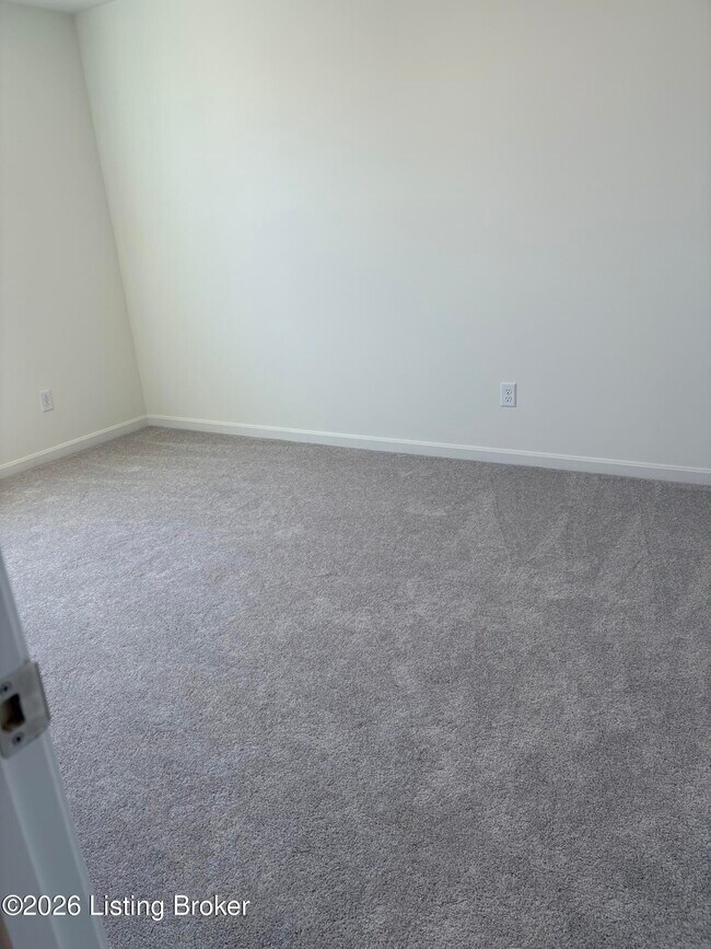 Building Photo - 11142 Castlebrook Dr