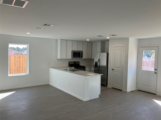 Building Photo - 2931 Summer Breeze Wy