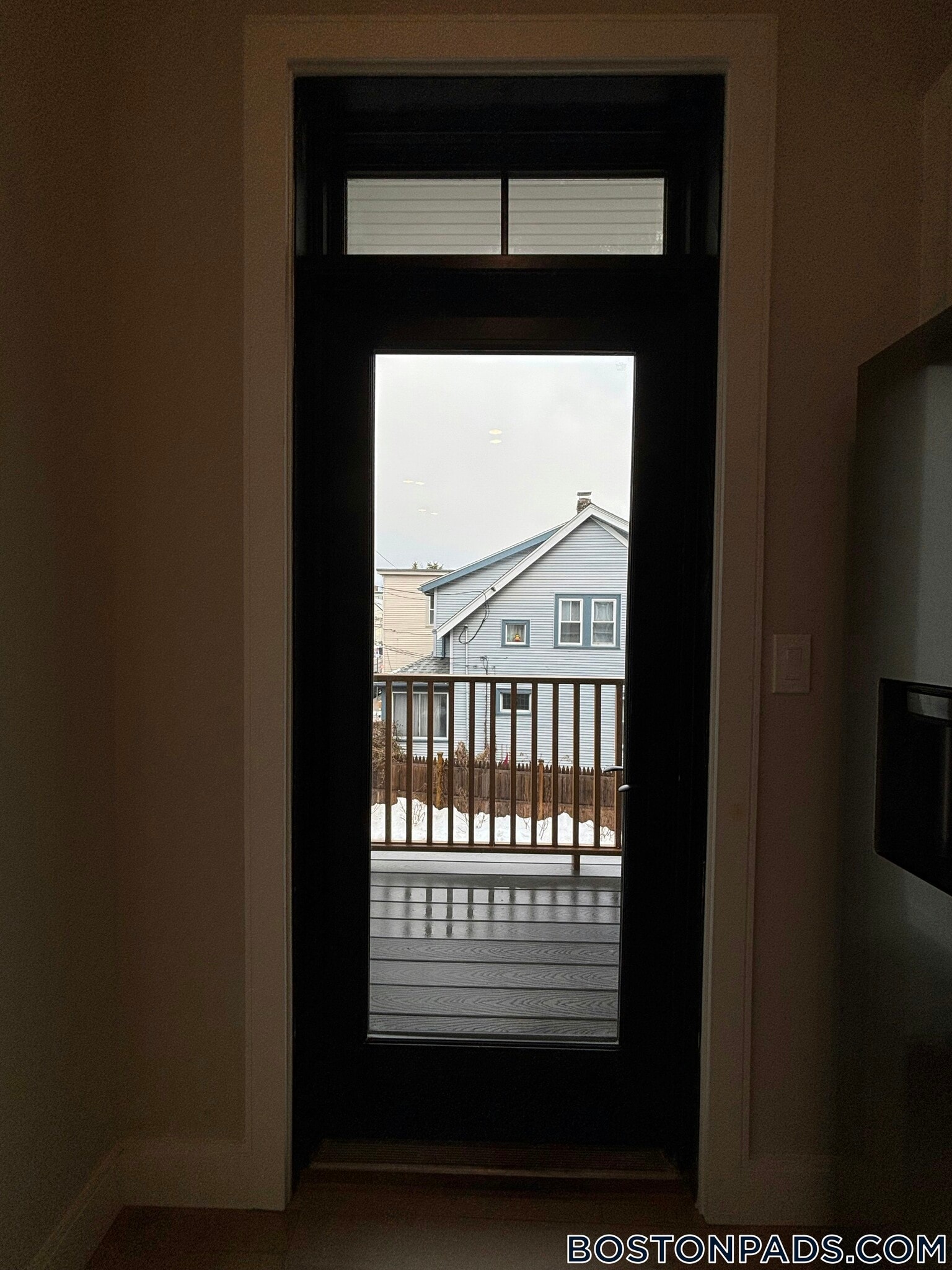 Building Photo - 157 Everett St