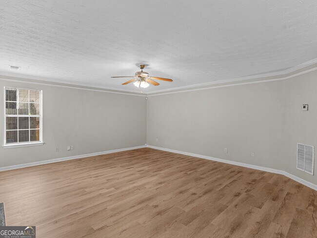 Building Photo - 230 Millstone Dr