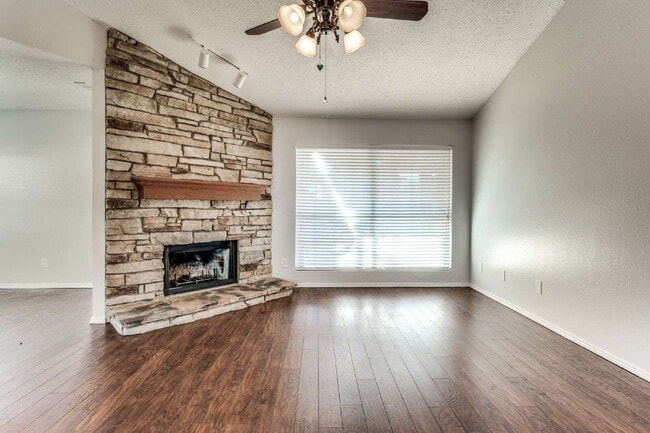 Building Photo - Cozy 3BR Located in Arlington!