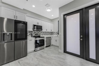 Building Photo - 1962 NW 107th St