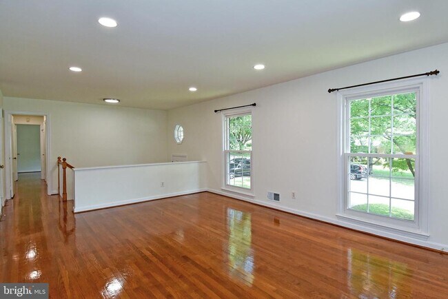 Building Photo - 7513 Sebago Rd