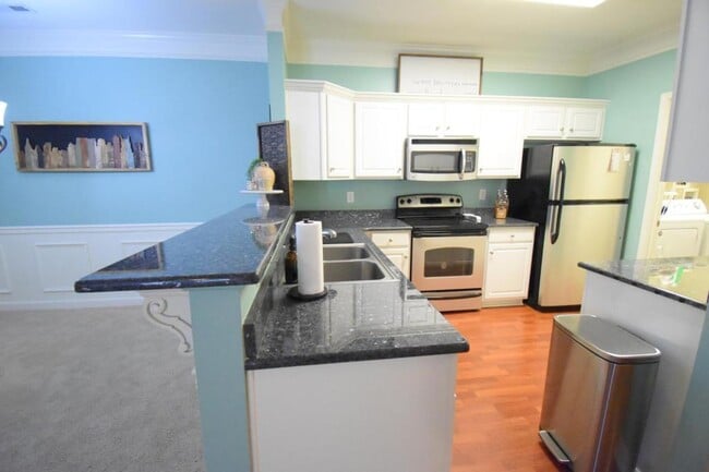 Building Photo - 16423 Golden River Ln