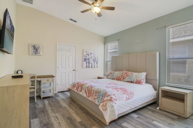 Building Photo - 2237 Wyndham Palms Way