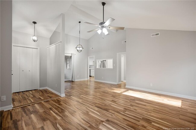 Building Photo - 3015 Hammerfest Cir