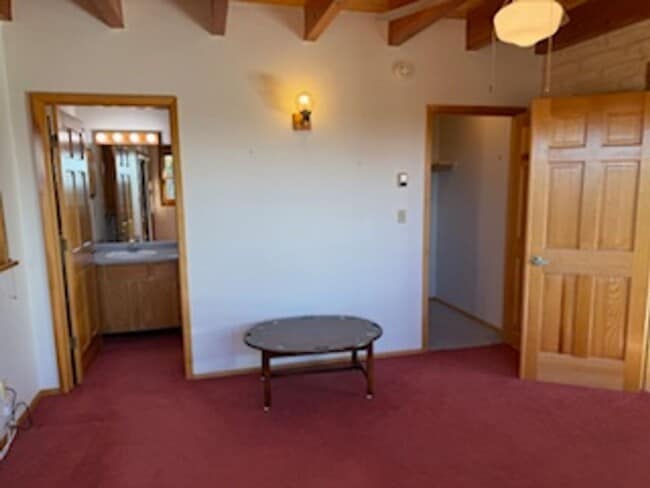 Building Photo - 5 Oriente Ct