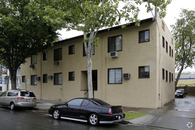 Primary Photo - 603 11th St
