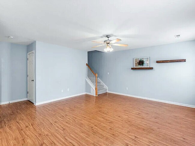 Building Photo - 211 Night Heron Dr