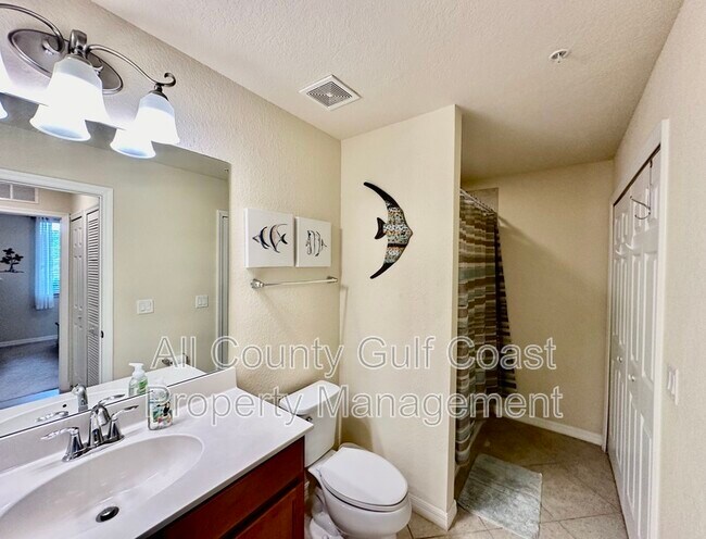 Building Photo - 7005 River Hammock Dr