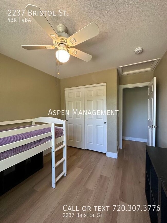 Building Photo - 2237 Bristol St