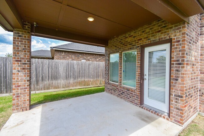 Building Photo - 4355 Thornapple Hills Ct