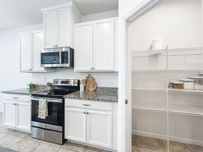 Building Photo - 4213 Keeson Cir