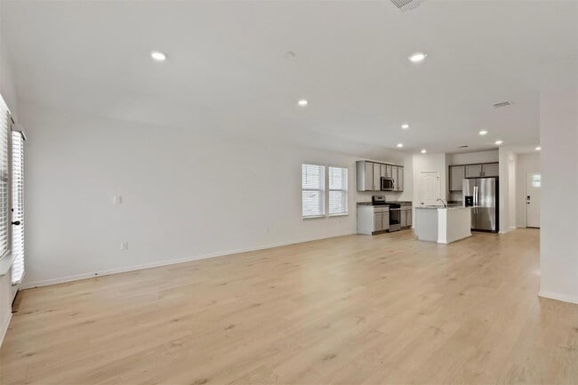 Building Photo - 2816 Owl Head Dr
