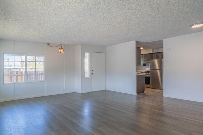 Building Photo - 32480 San Miguelito Dr