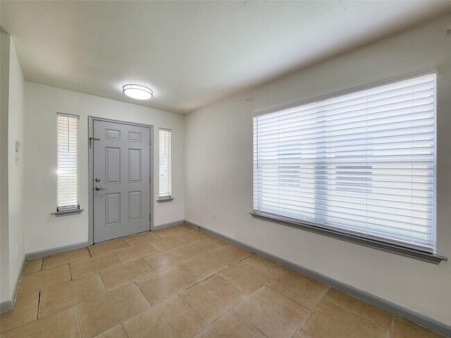 Building Photo - 19022 Yellow Thrush Dr