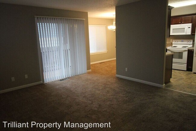 Building Photo - NICE 3 Bedroom 2 & 1/2 Bath 2-Story Duplex...