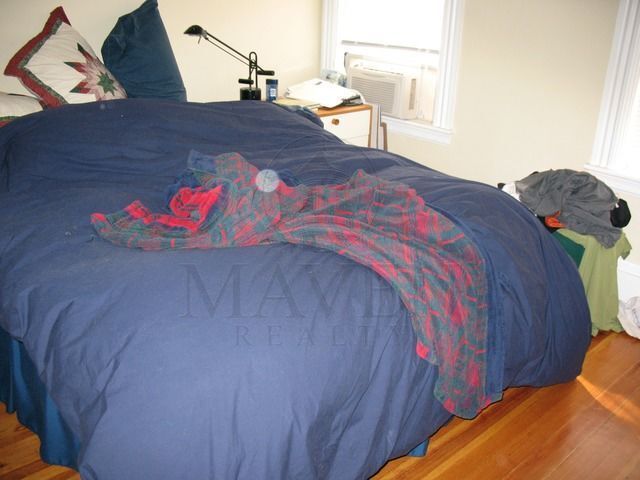 Building Photo - 91 Bristol Rd