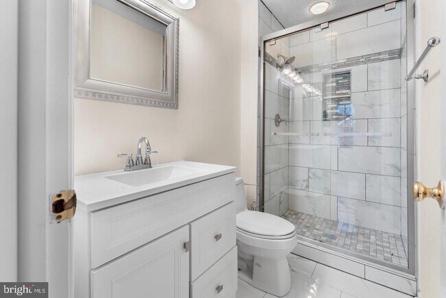 Building Photo - 2126 Commissary Cir