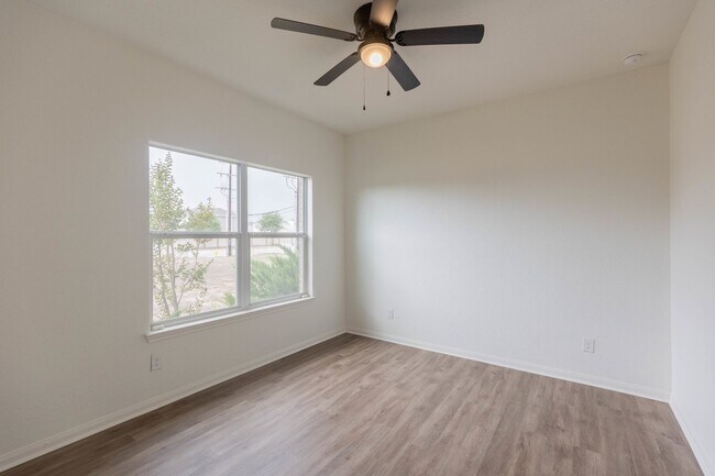 Building Photo - 6010 Luckey Run