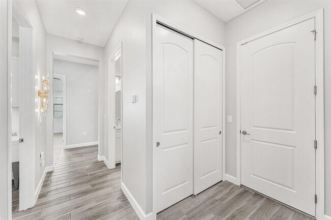 Building Photo - 2479 Millennium Cir