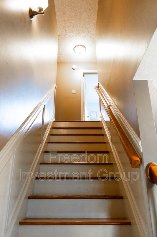 Building Photo - 1000 Harbour Shore Dr