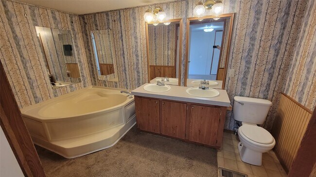 Building Photo - 13058 Aspen Way Ct
