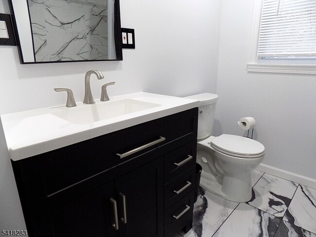 Building Photo - 18 Mandeville Ave