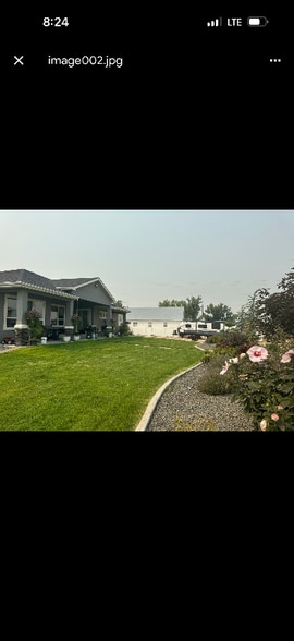 Building Photo - 15550 Riverside Rd