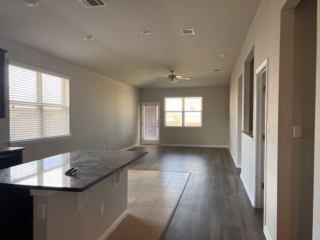 Building Photo - 1513 Carlene Pruett St