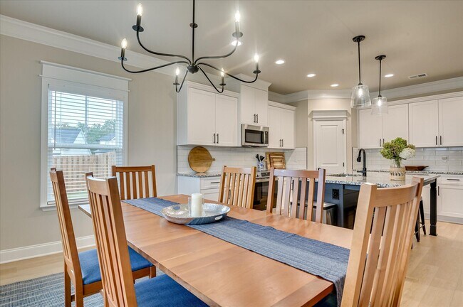 Building Photo - 840 Speckled Teal Path