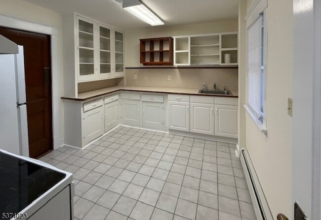 Building Photo - 165 NJ-23