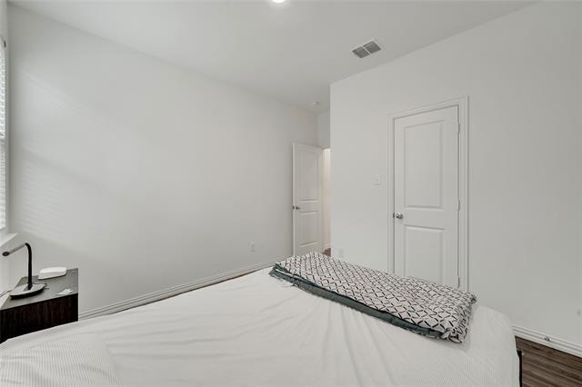 Building Photo - 5630 Elwood Dr