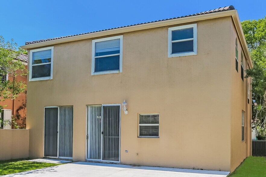 Building Photo - 11765 NW 1st Ct