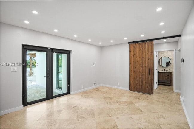 Building Photo - 19911 SW 82nd Pl