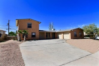 Building Photo - 6925 Escondido Dr