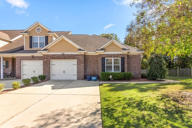 Primary Photo - Furnished Townhome – All Inclusive | Gated...