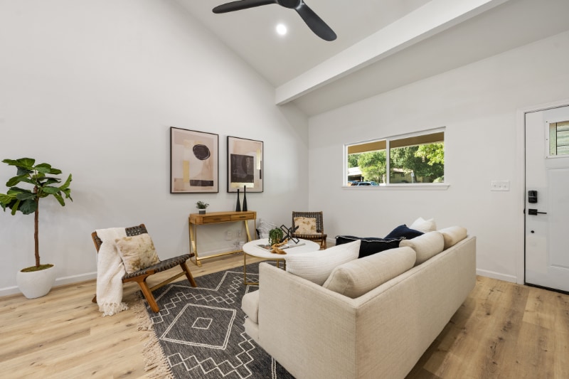 Building Photo - 8237 Cabin Springs Ave