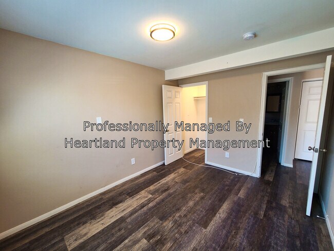 Building Photo - 4961 Catoctin Dr