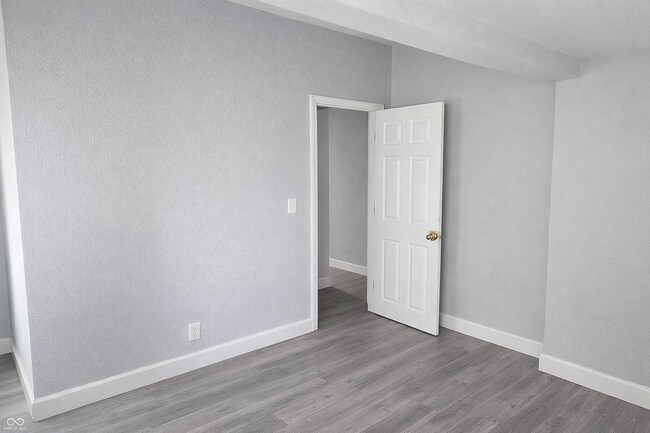 Building Photo - 2707 N College Ave