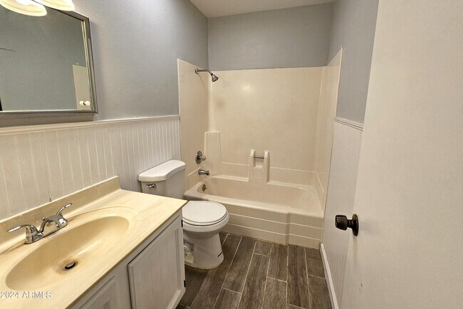 Building Photo - 8220 W Monaco Blvd