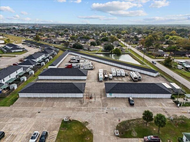 Building Photo - 5109 Caicos Calle