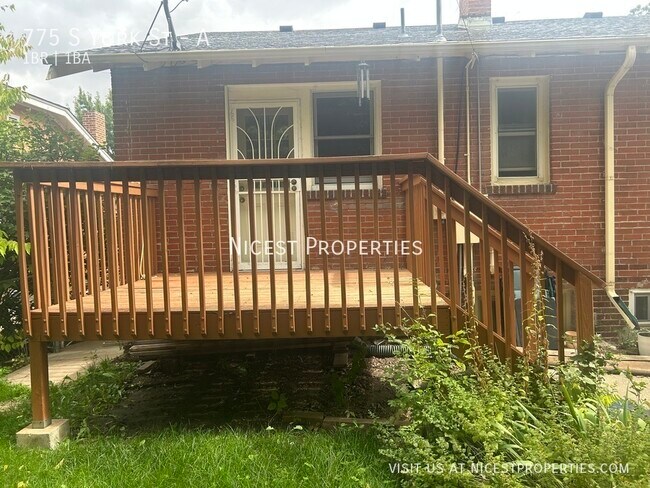 Building Photo - 775 S York St