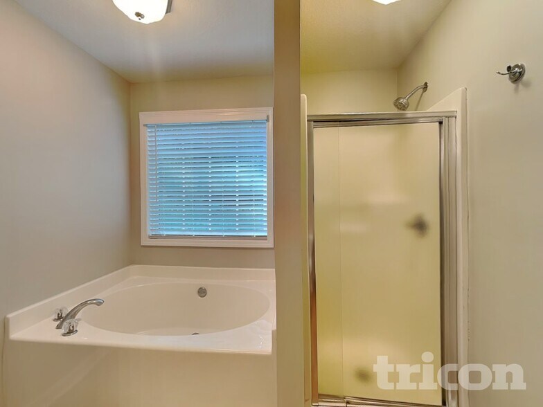 Building Photo - 45 Pebble Creek Dr