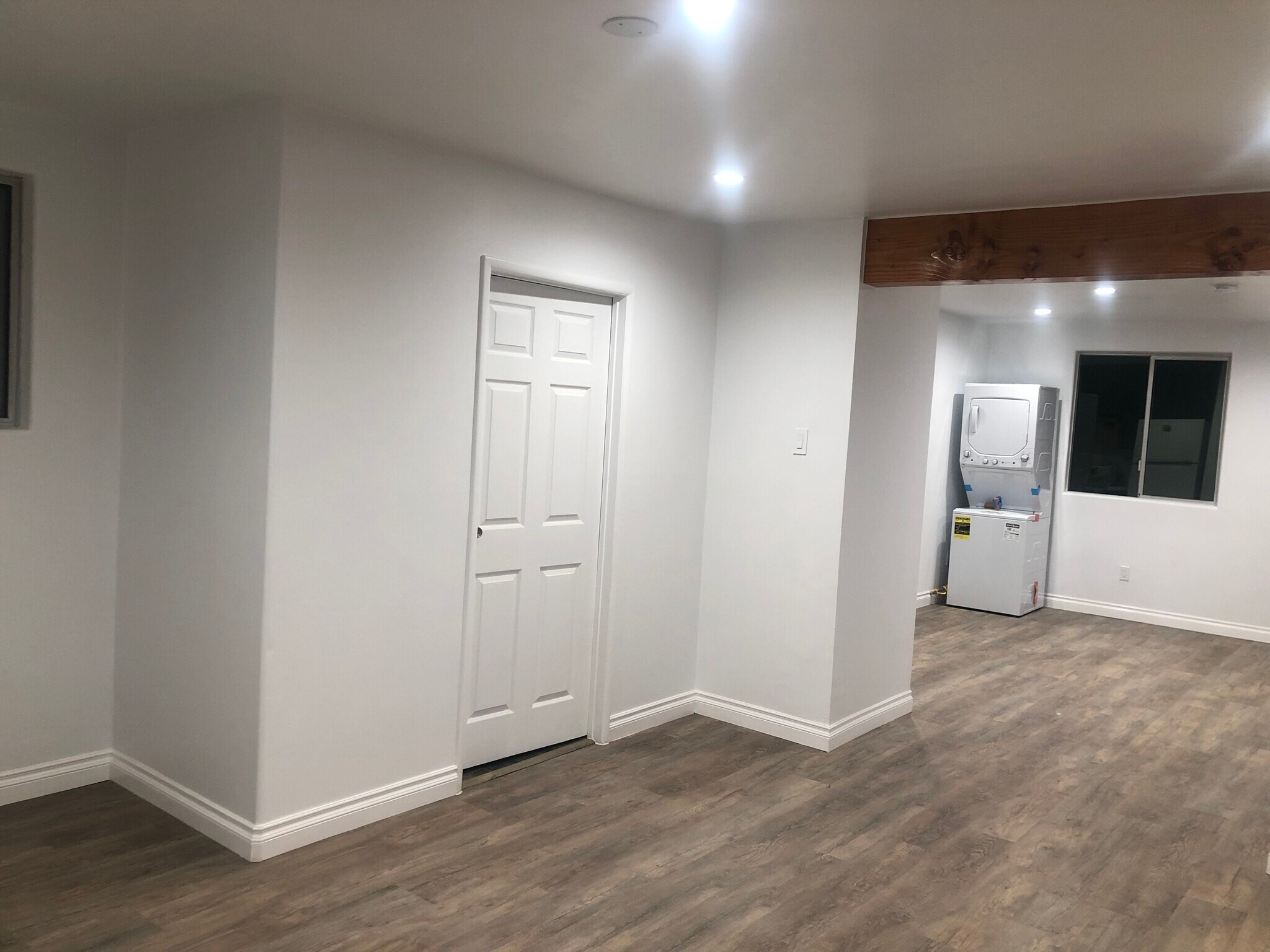 Building Photo - 205 7th Ave