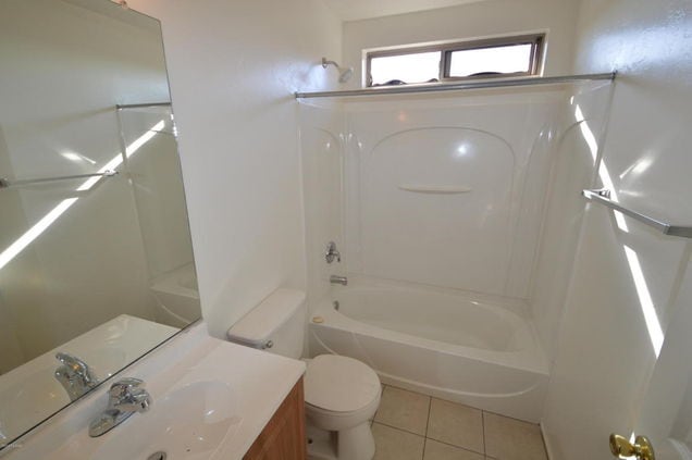 Building Photo - 2038 Silver Grass Pl