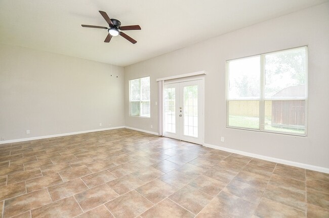 Building Photo - 2110 Pickerton Dr
