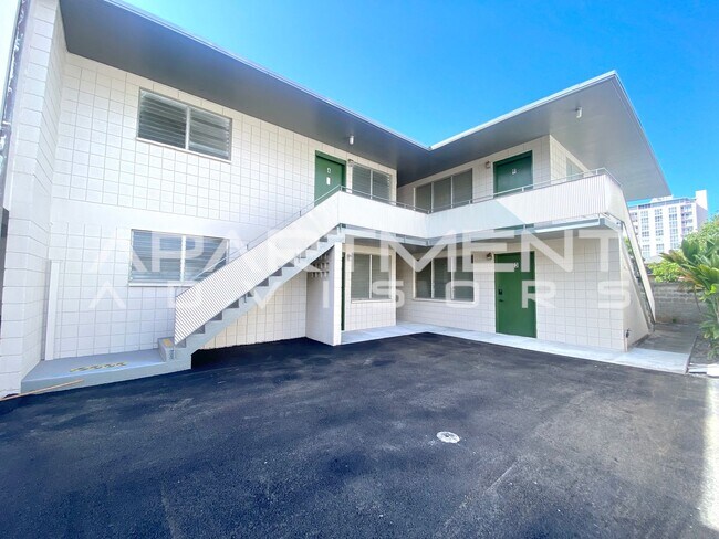 Building Photo - 2633 Nakookoo St